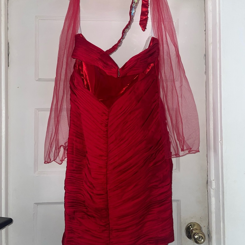Prom Dress Red - Picture 4 of 6